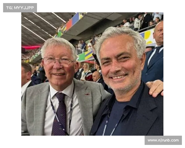 如何向滕哈赫表达坚定支持与信任助力他带领曼联走向辉煌