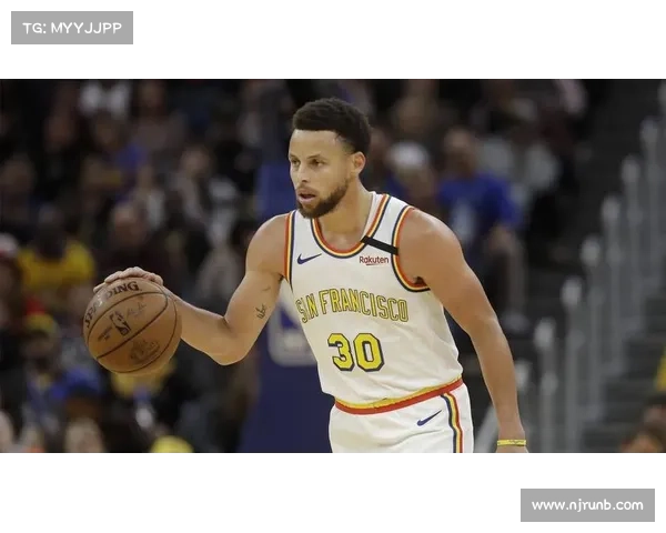 探索未来NBA球员生涯高峰与巅峰期后的延续与维持路径分析